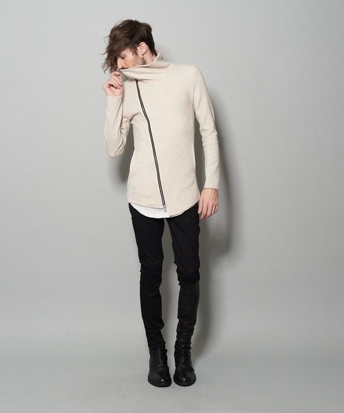 NO ID.(ノーアイディ)の「オフタートルZIP-CD(Tシャツ/カットソー・メンズ・ブラック/ベージュ/ライトベージュ・1/2)」の7枚目の写真