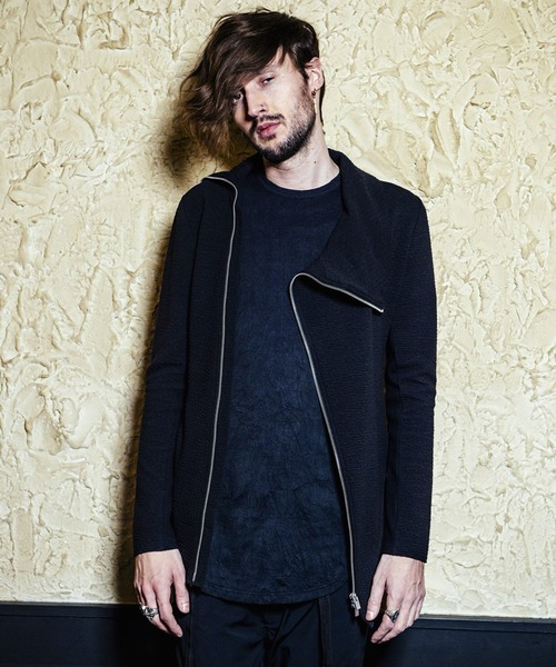 NO ID.(ノーアイディ)の「オフタートルZIP-CD(Tシャツ/カットソー・メンズ・ブラック/ベージュ/ライトベージュ・1/2)」の22枚目の写真