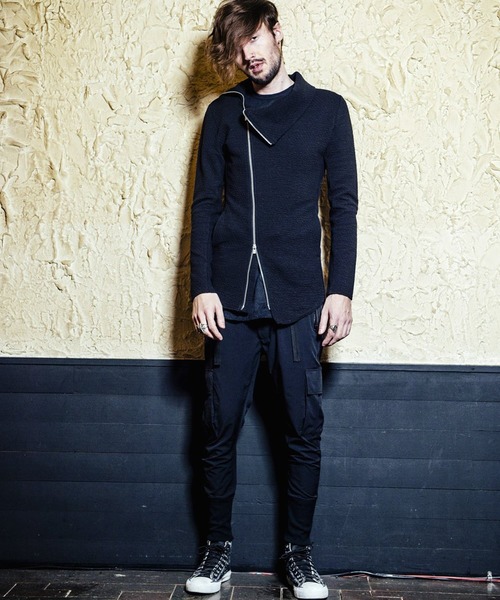 NO ID.(ノーアイディ)の「オフタートルZIP-CD(Tシャツ/カットソー・メンズ・ブラック/ベージュ/ライトベージュ・1/2)」の21枚目の写真