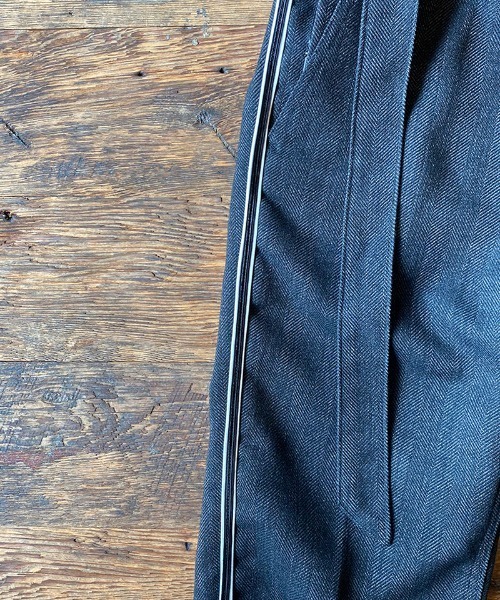 EGO TRIPPING（エゴトリッピング）の「mp8329-MARCHING TROUSERS トラウザーパンツ（その他パンツ・メンズ・グレー/チャコール・31/33/29）」の22枚目の写真