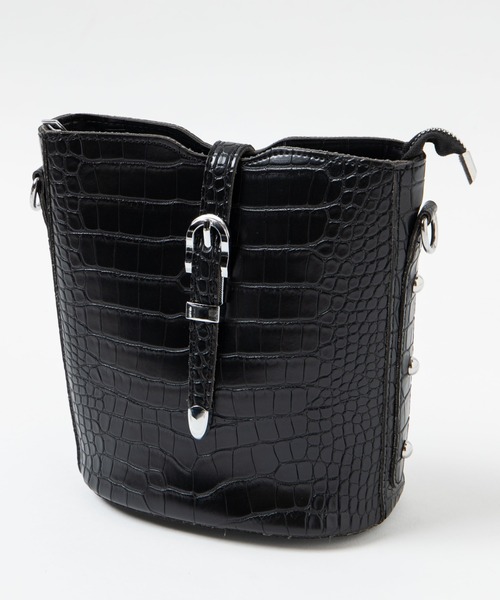 WEGO(ウィゴー)の「WEGO/バックルベルトバケツショルダーバッグ(ショルダーバッグ・レディース・ホワイト/ブラック・FREE)」の22枚目の写真