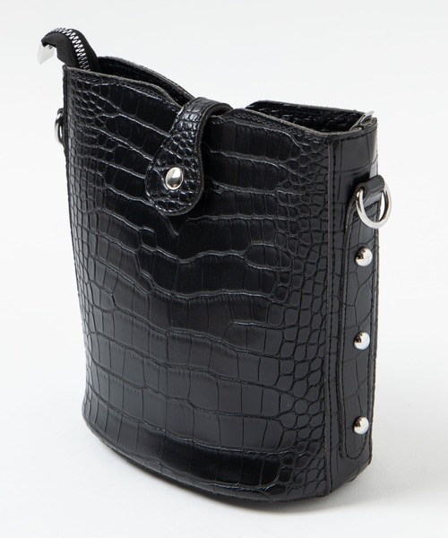 WEGO(ウィゴー)の「WEGO/バックルベルトバケツショルダーバッグ(ショルダーバッグ・レディース・ホワイト/ブラック・FREE)」の10枚目の写真