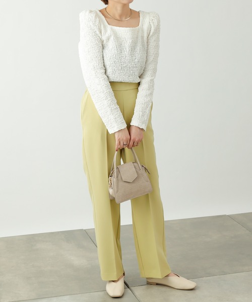 COLONY 2139（コロニートゥーワンスリーナイン）の「ダブルクロスセンタープレスストレートパンツ(セットアップ可)（スラックス・レディース・ブラック/ベージュ/イエロー・MEDIUM/LARGE）」の19枚目の写真