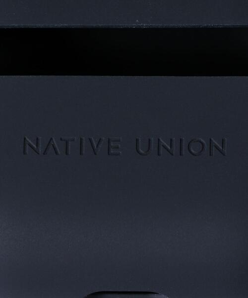 Native Union(ネイティブユニオン)の「<MAISON KITSUNE X NATIVE UNION>CHILLAX FOX CASE FOR Airpods Pro case†(スマホグッズ・レディース・ネイビー・FREE)」の6枚目の写真