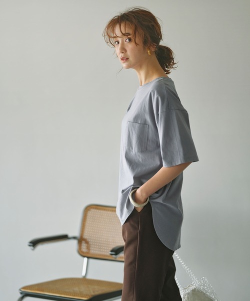 GeeRA（ジーラ）の「綿100％ラウンドヘムビッグＴシャツ（Tシャツ/カットソー・レディース・オフホワイト/モカ/グリーン/ライトパープル/ブラック/ライトブルー・X-LARGE/XX-LARGE/SMALL/LARGE/MEDIUM）」の9枚目の写真