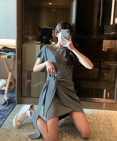 SVEC（シュベック）の「サイドリボン Tシャツ ワンピース（ワンピース・レディース・ブラック/グレー・L/M）」の11枚目の写真