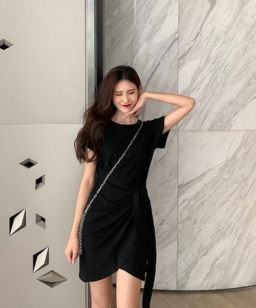 SVEC（シュベック）の「サイドリボン Tシャツ ワンピース（ワンピース・レディース・ブラック/グレー・L/M）」の8枚目の写真