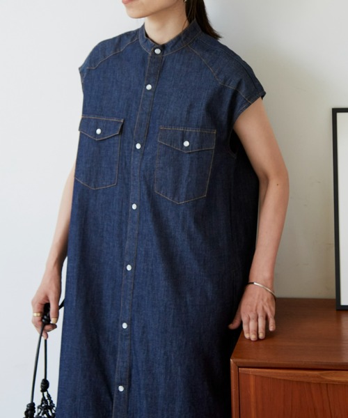 Auntie Rosa Holiday（アンティローザホリデー）の「デニムノースリーブシャツワンピース（ワンピース・レディース・ブラック/ブルー・SMALL/FREE）」の7枚目の写真