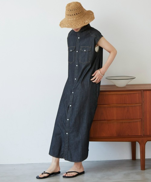 Auntie Rosa Holiday（アンティローザホリデー）の「デニムノースリーブシャツワンピース（ワンピース・レディース・ブラック/ブルー・SMALL/FREE）」の21枚目の写真