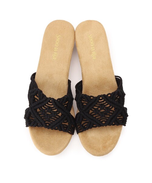 SHOO・LA・RUE（シューラルー）の「◆まくらめふわふわサンダル（サンダル・レディース・ブラック/ナチュラル/キャメル・35/45/25）」の13枚目の写真