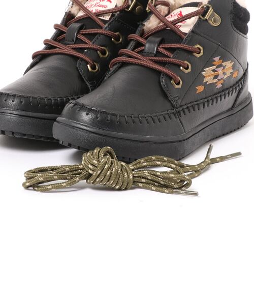 チチカカ(チチカカ)の「ネイティブ刺繍ミドルスニーカー(スニーカー・レディース・ブラック/キャメル/カーキ・MEDIUM/LARGE)」の6枚目の写真