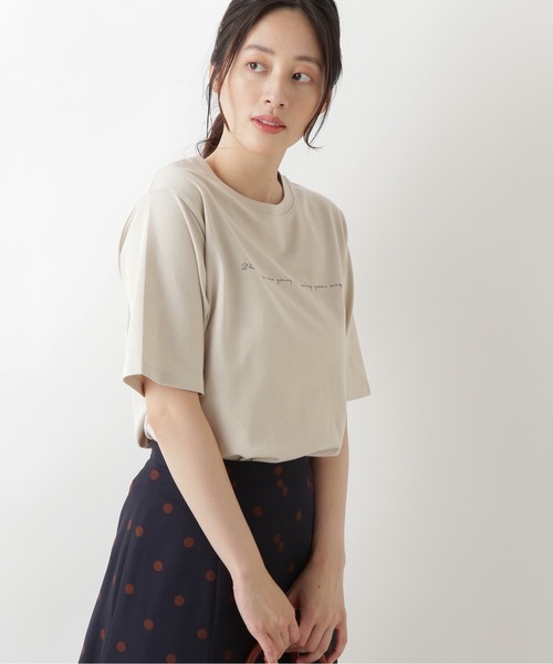 NATURAL BEAUTY BASIC(ナチュラルビューティーベーシック)の「オーガニックコットンレタリングロゴT(Tシャツ/カットソー・レディース・ベージュ/オフホワイト/グレー系その他・MEDIUM)」の21枚目の写真