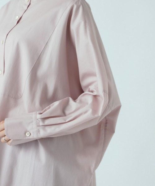 RIVE DROITE（リヴドロワ）の「纏うだけで今っぽいシルエットが完成　ビブカラーオーバーワイドシャツ（シャツ/ブラウス・レディース・オフホワイト/モカ/ピンク・FREE）」の15枚目の写真