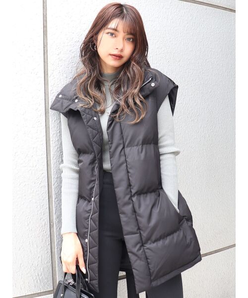 MURUA（ムルーア）の「ロングエアコンダウンベスト（ダウンベスト・レディース・ブラック/カーキ/アイボリー・FREE）」の3枚目の写真