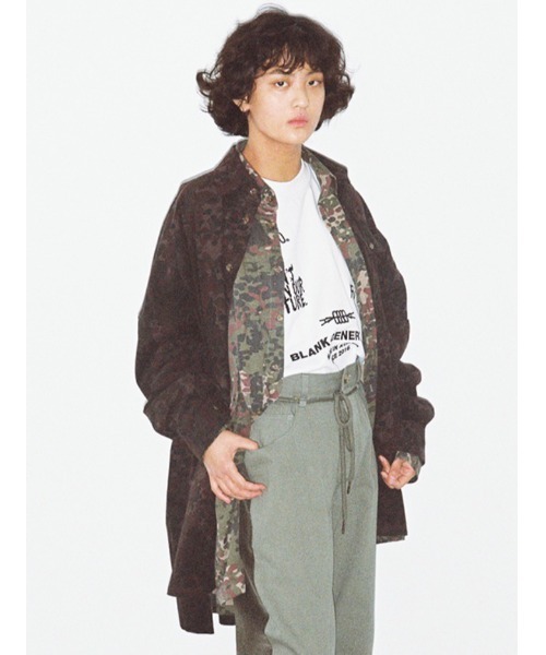 AJOBYAJO(アジョバイアジョ)の「【AJOBYAJO/アジョバイアジョ】Embroidered Logos Sweatshirt/エンボス ロゴスウェット MTM スローガンスウェット(スウェット・メンズ・ブラック/ホワイト・L/XL)」の10枚目の写真