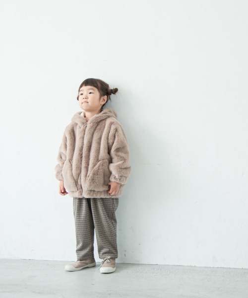 LOWRYS FARM（ローリーズファーム）の「Ｆファーフードブルゾン　956831（ブルゾン・キッズ・ベージュ/グレー・110cm/120cm/130cm）」の9枚目の写真