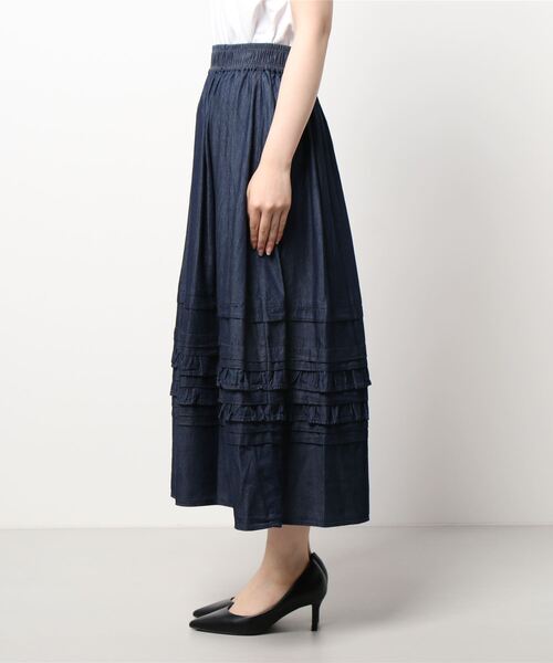 STRAWBERRY-FIELDS（ストロベリーフィールズ）の「スーパーライトデニム　スカート（デニムスカート・レディース・ネイビー・1/2）」の3枚目の写真