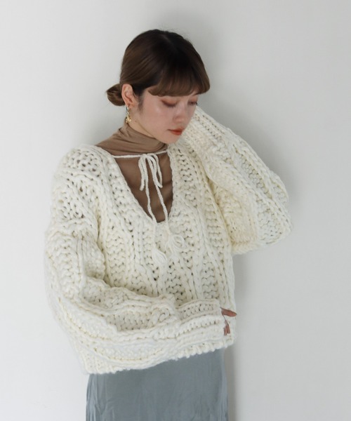 CLEIO（クレイオ）の「【CLEIO】ハンドメイド2WAYウェーブニット（ニット/セーター・レディース・アイボリー/ブラウン/ベージュ・FREE）」の13枚目の写真