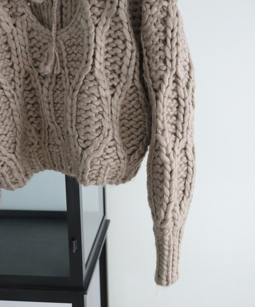 CLEIO（クレイオ）の「【CLEIO】ハンドメイド2WAYウェーブニット（ニット/セーター・レディース・アイボリー/ブラウン/ベージュ・FREE）」の21枚目の写真