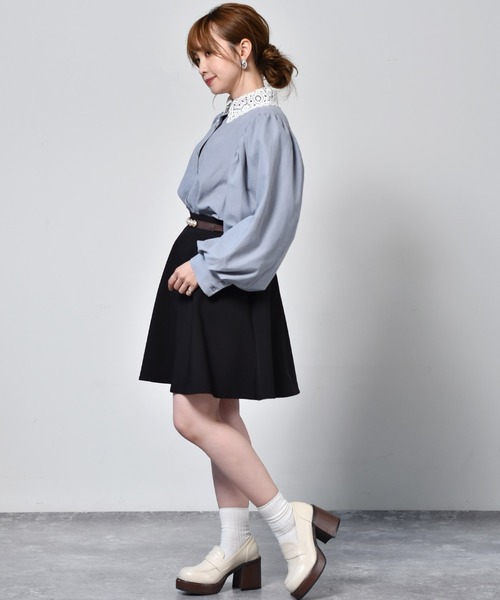 ems excite（エムズエキサイト）の「襟レースパワショルブラウス（シャツ/ブラウス・レディース・ホワイト/ライトブルー/ブラック/ブラック系その他・FREE）」の20枚目の写真