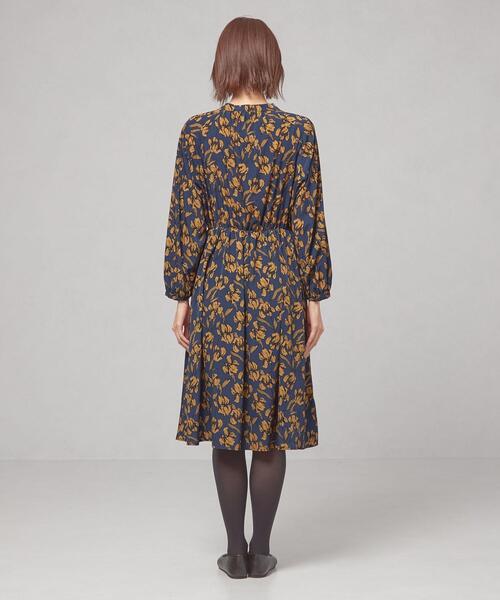 closet story（クローゼットストーリー）の「＜closet story＞カラーフラワー ギャザーワンピース -ウォッシャブル-（ワンピース・レディース・ブラック/ダークブラウン/ロイヤルブルー・FREE）」の12枚目の写真