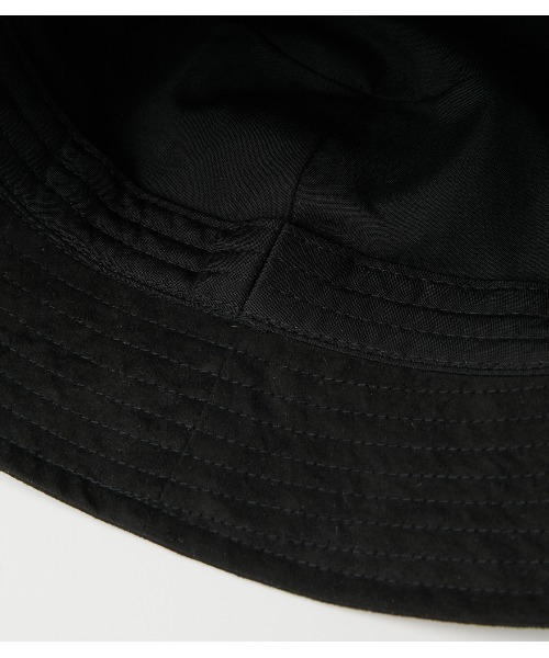 AZUL by moussy（アズールバイマウジー）の「BUCKET HAT/バケットハット（キャップ・レディース・ブラック/ライトブラウン・FREE）」の7枚目の写真
