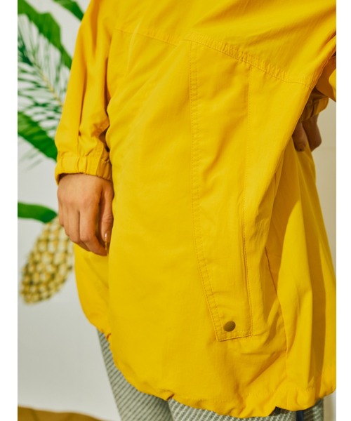 AlexanderLeeChang（アレキサンダーリーチャン）の「AlexanderLeeChang アレキサンダーリーチャン / BIG ANORAK ビッグアノラック / AC032202（マウンテンパーカー・レディース・イエロー/パープル/ブラック・2/3）」の12枚目の写真