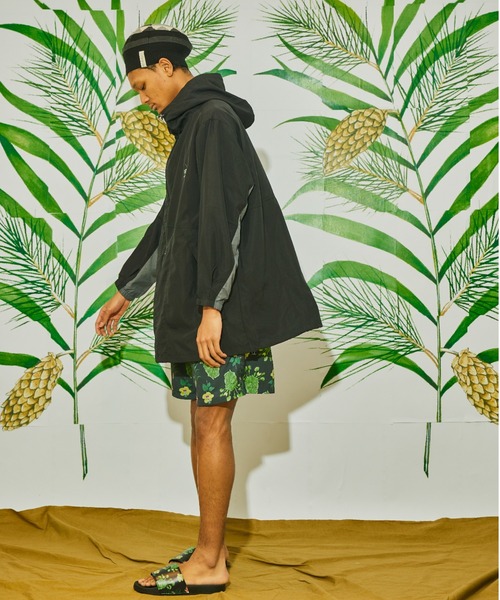 AlexanderLeeChang（アレキサンダーリーチャン）の「AlexanderLeeChang アレキサンダーリーチャン / BIG ANORAK ビッグアノラック / AC032202（マウンテンパーカー・レディース・イエロー/パープル/ブラック・2/3）」の18枚目の写真