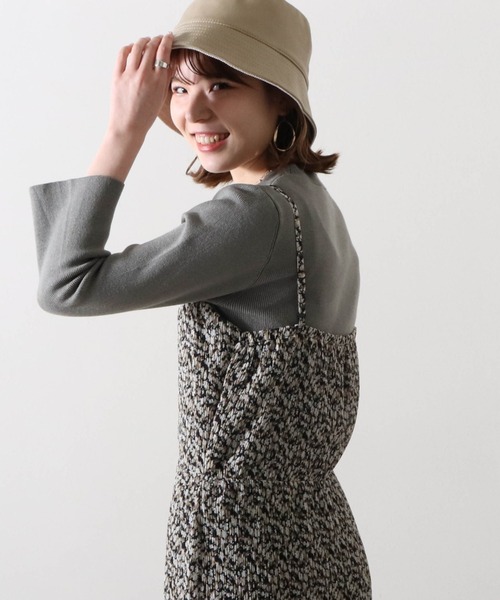 Cheek(チーク)の「リブニット+花柄キャミワンピース(ワンピース・レディース・アイボリー/ブルー/ブラック・MEDIUM)」の8枚目の写真