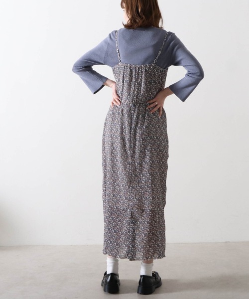 Cheek(チーク)の「リブニット+花柄キャミワンピース(ワンピース・レディース・アイボリー/ブルー/ブラック・MEDIUM)」の13枚目の写真