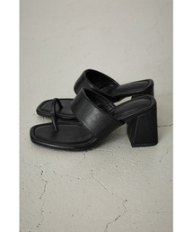 CHUNKY HEEL THUMB SANDALS/チャンキーヒールサムサンダル