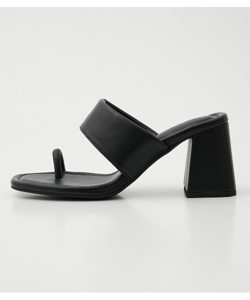 AZUL by moussy(アズールバイマウジー)の「CHUNKY HEEL THUMB SANDALS/チャンキーヒールサムサンダル(サンダル・レディース・ブラック・LARGE/SMALL/MEDIUM)」の6枚目の写真