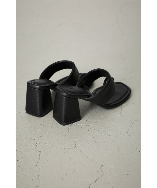 AZUL by moussy(アズールバイマウジー)の「CHUNKY HEEL THUMB SANDALS/チャンキーヒールサムサンダル(サンダル・レディース・ブラック・LARGE/SMALL/MEDIUM)」の14枚目の写真