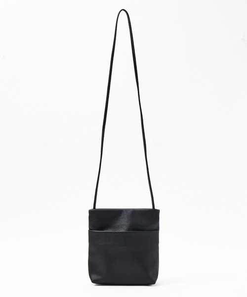 MYSELF ABAHOUSE（マイセルフアバハウス）の「ネオレザー コンパクト 縦型サコッシュ ショルダー バッグ（ショルダーバッグ・メンズ・ブラック/ブラック系その他/グレイッシュベージュ/グレー/グレイッシュブルー・フリー）」の15枚目の写真