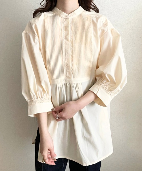 ECRIRE(エクリール)の「【TOMOコラボ】ピンタックボリュームスリーブブラウス(シャツ/ブラウス・レディース・ブラック/ベージュ/オフホワイト/モカ・M/L)」の13枚目の写真