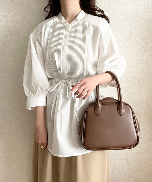 ECRIRE(エクリール)の「【TOMOコラボ】ピンタックボリュームスリーブブラウス(シャツ/ブラウス・レディース・ブラック/ベージュ/オフホワイト/モカ・M/L)」の19枚目の写真