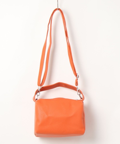 CORNERS（コーナーズ）の「2wayスクエアポーチミニバッグ（ショルダーバッグ・レディース・グリーン/オレンジ/ブラック/イエロー/ピンク/アイボリー・FREE）」の11枚目の写真