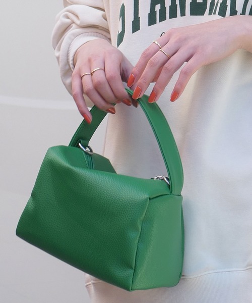 CORNERS（コーナーズ）の「2wayスクエアポーチミニバッグ（ショルダーバッグ・レディース・グリーン/オレンジ/ブラック/イエロー/ピンク/アイボリー・FREE）」の14枚目の写真