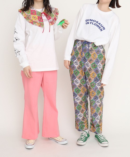 I am I in fact（アイアムアイインファクト）の「DINOSAUR IN