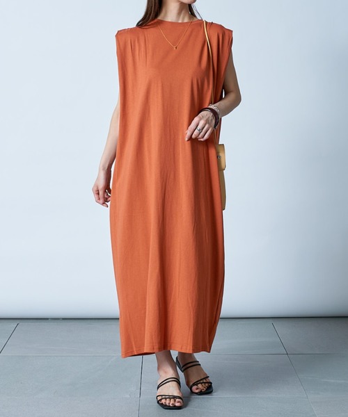 MAISON BREEZE(メゾンブリーズ)の「サラッと1枚で楽ちん♪【MAISON BREEZE】シンプルノースリーブカットソーワンピース SCCH65(ワンピース・レディース・ブラック/ベージュ/ピンク/オレンジ・FREE)」の12枚目の写真