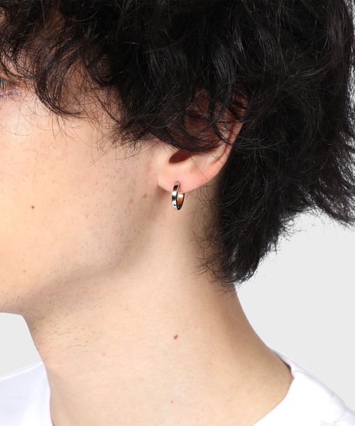 Paul Smith（ポールスミス）の「コンビメッキ ロゴ ピアス / 120902