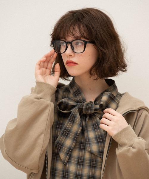 idem(イデム)の「idem wellington glasses/ウェリントン型メガネ(メガネ・レディース・ブラック/クリア・FREE)」の8枚目の写真