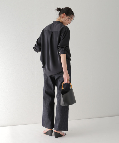 plage（プラージュ）の「satin plain シャツ◆（シャツ/ブラウス・レディース・アイボリー/ブラック・FREE）」の4枚目の写真