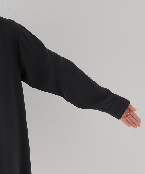 plage（プラージュ）の「satin plain シャツ◆（シャツ/ブラウス・レディース・アイボリー/ブラック・FREE）」の12枚目の写真