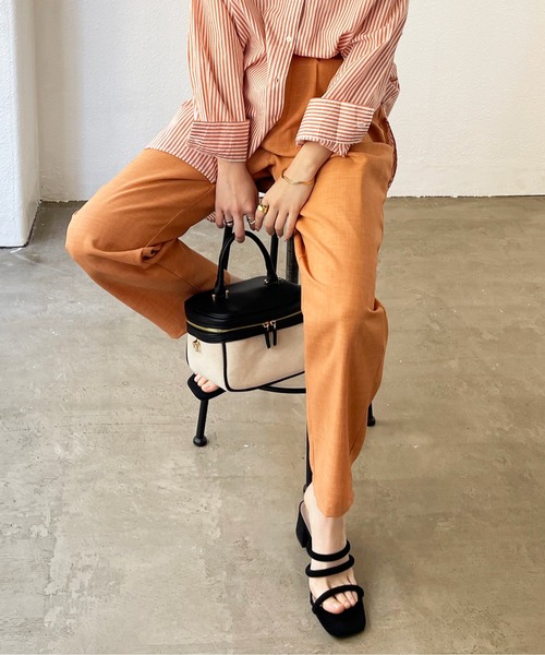 Shelly island（シェリーアイランド）の「リネンライクテーパードパンツ（その他パンツ・レディース・ベージュ/イエロー/オレンジ/モカ・FREE）」の4枚目の写真