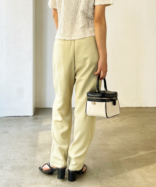 Shelly island（シェリーアイランド）の「リネンライクテーパードパンツ（その他パンツ・レディース・ベージュ/イエロー/オレンジ/モカ・FREE）」の9枚目の写真