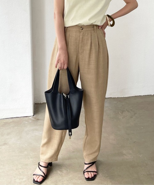 Shelly island（シェリーアイランド）の「リネンライクテーパードパンツ（その他パンツ・レディース・ベージュ/イエロー/オレンジ/モカ・FREE）」の6枚目の写真