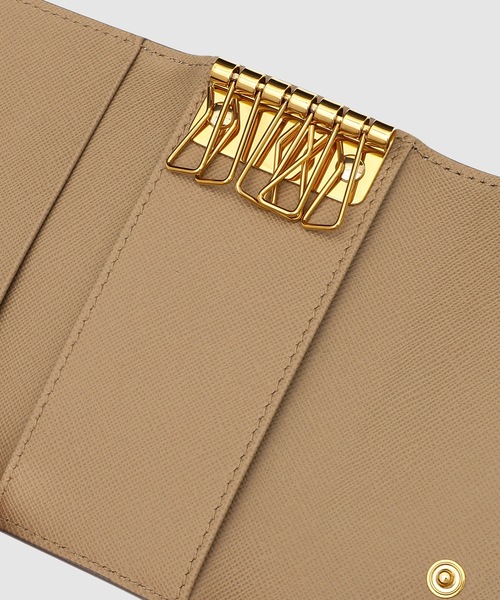 MARNI(マルニ)の「TRUNK / キーケース(キーケース/キーアクセサリー・レディース・ベージュ系その他2/レッド系その他/オレンジ系その他/ブラウン系その他/ネイビー系/パープル系その他/ベージュ系その他3/ブラウン系その他2/イエロー・ONE SIZE)」の13枚目の写真