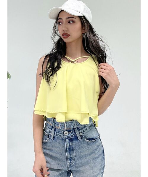 GYDA(ジェイダ)の「フロントクロスヘムラインノースリーブブラウス(シャツ/ブラウス・レディース・オフホワイト/ブラック/ライトイエロー・FREE)」の13枚目の写真