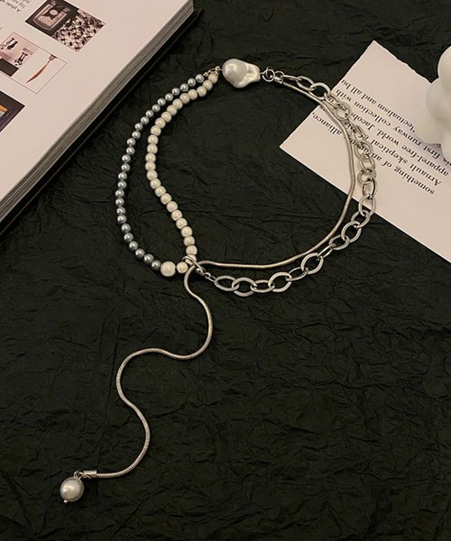 MANGROVE（マングローブ）の「アシンメトリーパールチェーンネックレス（ネックレス・レディース・シルバー・FREE）」の7枚目の写真
